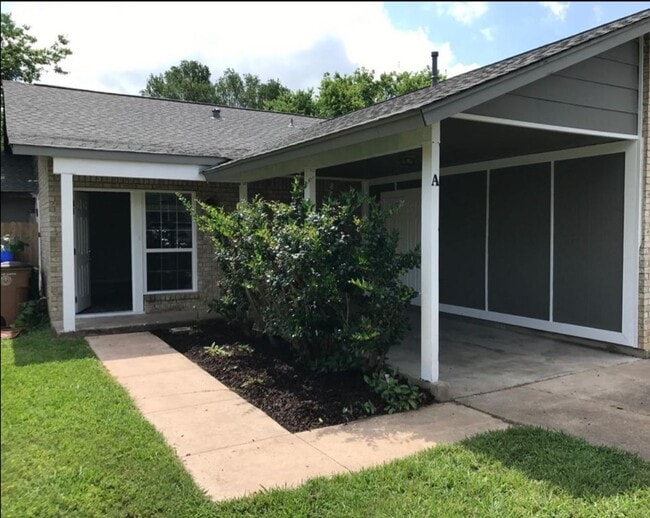 property at 5007 Copperbend Blvd