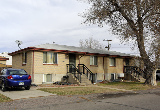 240 S Ingalls St in Lakewood, CO - Building Photo - Building Photo