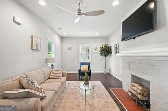 1585 Archer St SW in Atlanta, GA - Foto de edificio - Building Photo