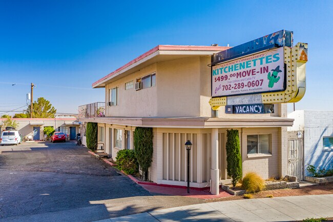 Boulder Inn in Boulder City, NV - Foto de edificio - Building Photo