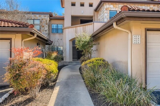 300 San Gabriel Village Blvd