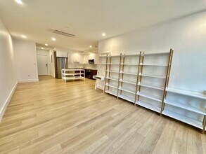 1950 Washington St, Unit 3D in Boston, MA - Building Photo - Building Photo