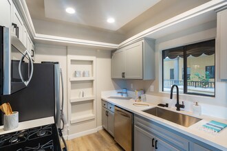 VIA - Sherman Oaks in Sherman Oaks, CA - Building Photo - Interior Photo