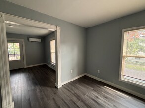3046 Bryant Ave S in Minneapolis, MN - Building Photo - Building Photo