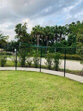 640 Pioneer Way in Royal Palm Beach, FL - Building Photo - Building Photo