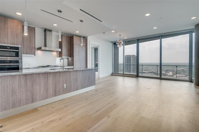 property at 3130 N Harwood St