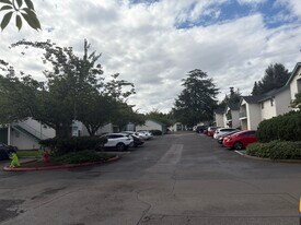 Kings Garden Apartments in Fairview, OR - Building Photo