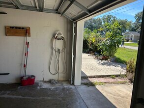 108 Frances Dr in Altamonte Springs, FL - Foto de edificio - Building Photo