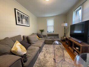 56 West St, Unit #1 in Medford, MA - Building Photo - Building Photo