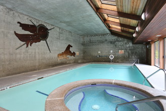 Executive Estates in Seattle, WA - Foto de edificio - Interior Photo