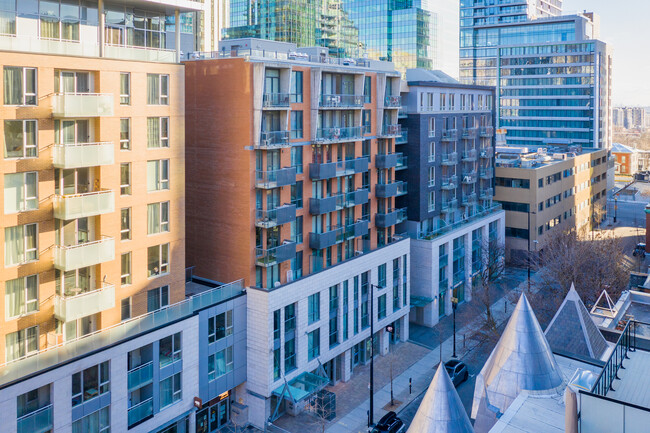 Viva Lofts in Montréal, QC - Building Photo - Building Photo