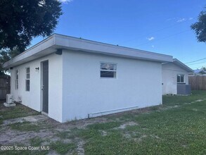 2027 Wallace Ave in Melbourne, FL - Building Photo - Building Photo