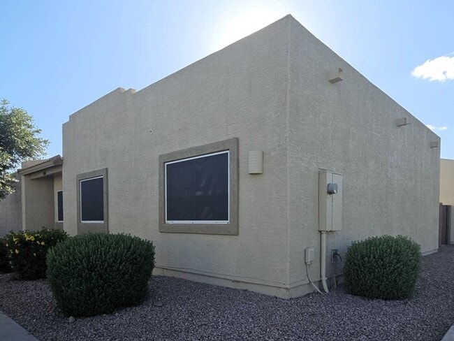 property at 2300 E Magma Rd