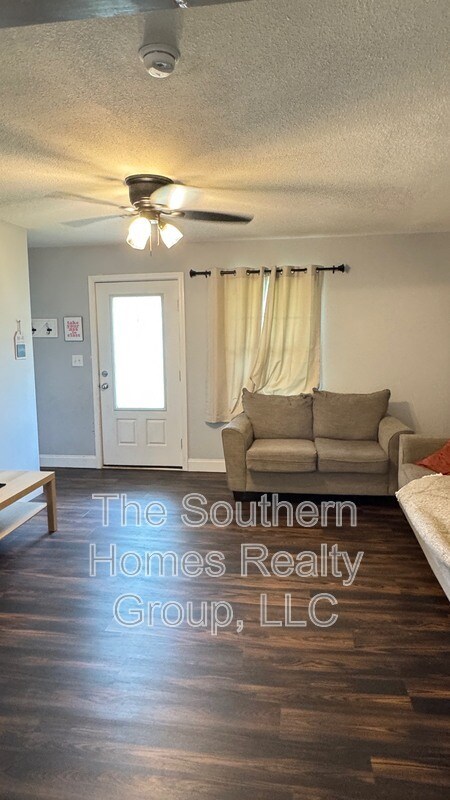 2315 Clearwater Rd in Athens, TN - Building Photo - Building Photo