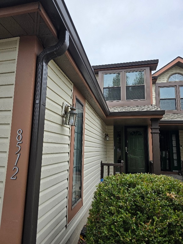 property at 8512 Hague Rd