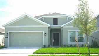1047 John Jacob Rd in Davenport, FL - Building Photo