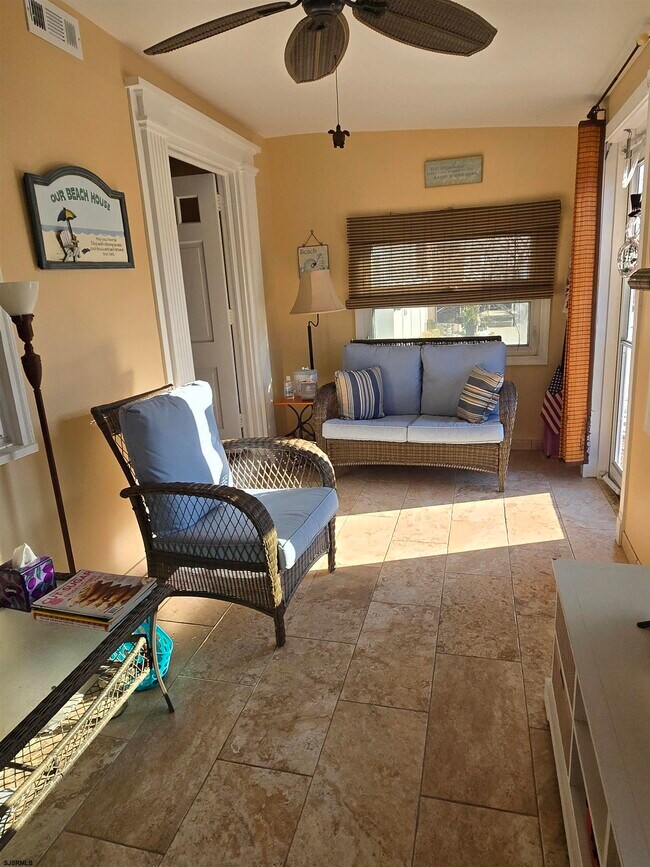 231 N Wyoming Ave in Ventnor City, NJ - Building Photo - Building Photo