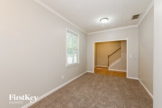 1715 W Taylor Ave in Atlanta, GA - Foto de edificio - Building Photo