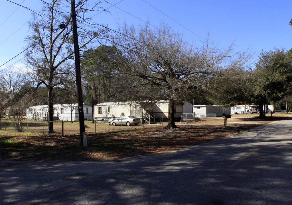 740 E Cain St in Summerville, SC - Building Photo