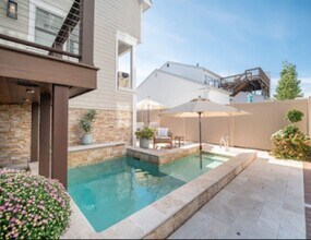 111 N Evergreen Ave in Longport, NJ - Building Photo - Building Photo