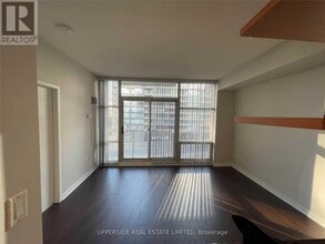 9 Spadina Ave. in Toronto, ON - Building Photo - Building Photo