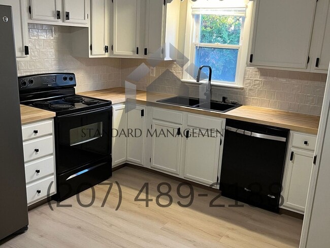 7 Tardiff St in Waterville, ME - Building Photo - Building Photo