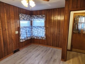 1240 N 9th St in Manitowoc, WI - Building Photo - Building Photo