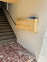 5255 Satsuma Ave in Los Angeles, CA - Building Photo - Building Photo