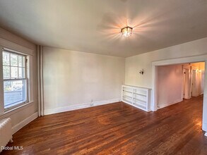 864 Myrtle Ave in Albany, NY - Building Photo - Building Photo
