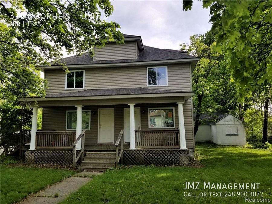 315 Voorheis St in Pontiac, MI - Building Photo