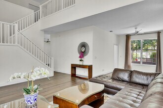 3354 Greenview Terrace W in Margate, FL - Building Photo - Building Photo