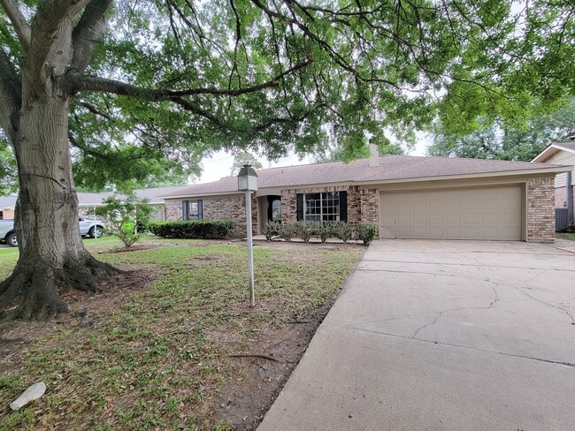 property at 1803 Cypress Dr