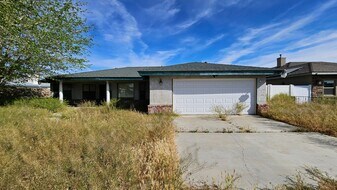 9709 Irene Ave in California City, CA - Building Photo