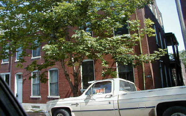 2409 Menard St in St. Louis, MO - Foto de edificio - Building Photo