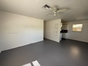 502 18th St in West Palm Beach, FL - Building Photo - Building Photo