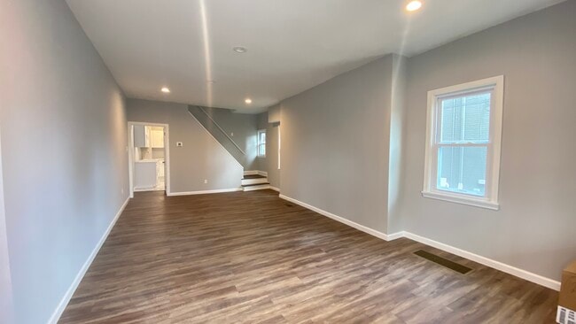 307 Washington St in Royersford, PA - Foto de edificio - Building Photo