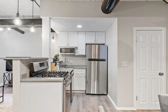 1 Hazel St in Salem, MA - Building Photo - Building Photo