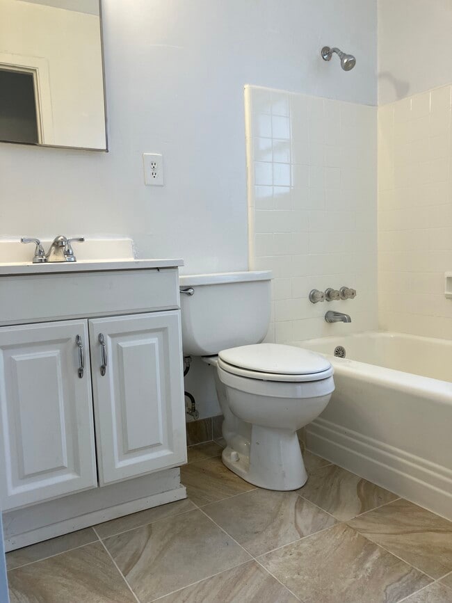 3471 Stauss Ave in Oroville, CA - Foto de edificio - Building Photo