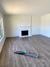 1580 Caraway Dr, Unit A in Costa Mesa, CA - Building Photo - Building Photo