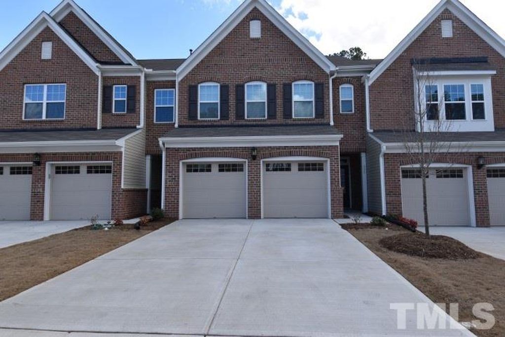 505 Durants Neck Ln in Morrisville, NC - Building Photo