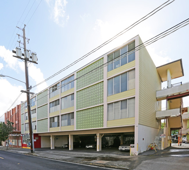 1127 12th Ave in Honolulu, HI - Foto de edificio - Building Photo