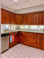 30 Bentley St, Unit 3 Apartamentos