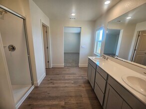 6198 Lazy Mdw Wy in Sparks, NV - Building Photo - Building Photo