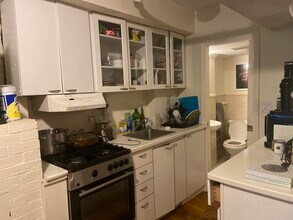 17 Phillips St, Unit 1 in Boston, MA - Building Photo - Building Photo