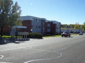 Springview Manor Apartments in Rock Springs, WY - Building Photo - Building Photo