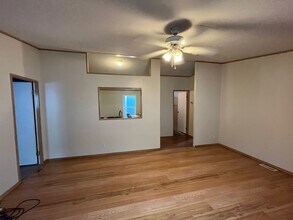 1643 W Sherrie Dr in Flagstaff, AZ - Building Photo - Building Photo