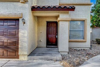 7224 Rosebriar Ct in Las Vegas, NV - Building Photo - Building Photo
