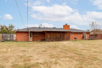 1618 NW 32nd St in Lawton, OK - Building Photo - Building Photo