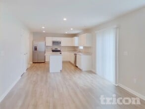 5772 Camp Ct in Concord, NC - Foto de edificio - Building Photo