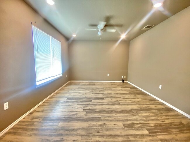 1713 E Colgate St in Lubbock, TX - Building Photo - Building Photo